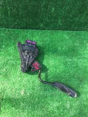 Запчасть педаль подачи топлива TOYOTA HARRIER