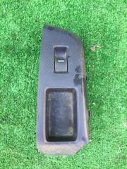 Блок упр. стеклоподьемниками передний левый Toyota Prius 2010