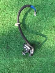 Фото запчасти клемма Toyota Corolla Fielder 2002 контрактная запчасть Запчасть клемма Toyota Corolla Fielder 2002