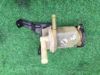 Фото запчасти бачок гидроусилителя Toyota Corolla Fielder 2002 контрактная запчасть Запчасть бачок гидроусилителя Toyota Corolla Fielder 2002