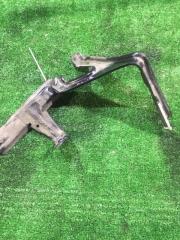 Фото запчасти крепление аккумулятора Toyota Aqua 2012 контрактная запчасть Запчасть крепление аккумулятора Toyota Aqua 2012