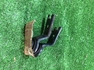 Фото запчасти крепление радиатора Toyota Corolla Fielder 2008 контрактная запчасть Запчасть крепление радиатора Toyota Corolla Fielder 2008