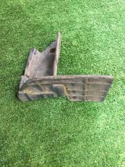 Брызговик задний правый Toyota Prius NHW20 1NZFXE