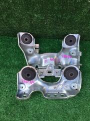 Крепление инвертора Toyota Prius 2016 контрактная Крепление инвертора Toyota Prius 2016