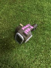 Датчик удара правый Toyota Prius 2016 контрактная Датчик удара правый Toyota Prius 2016