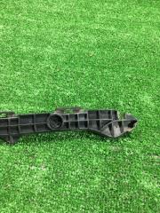 Крепление бампера заднее правое Corolla Fielder 2008 ZRE 142 2ZR-FE