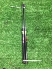 Фото запчасти амортизатор багажника Toyota Aqua 2013 контрактная запчасть Запчасть амортизатор багажника Toyota Aqua 2013