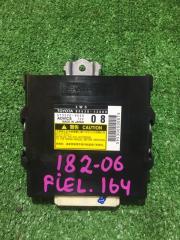 Блок управления 4WD Toyota Corolla Fielder 2013