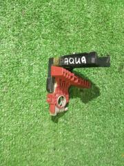 Фото запчасти клемма Toyota Aqua 2013 контрактная запчасть Запчасть клемма Toyota Aqua 2013