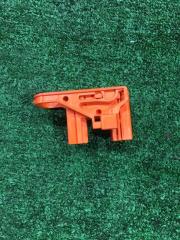 Предохранитель Toyota Prius 2009 контрактная Предохранитель Toyota Prius 2009