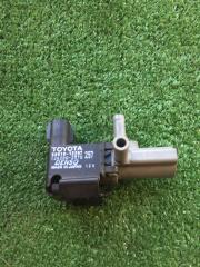 Вакуумный клапан Toyota Corolla Fielder 2001 контрактная Вакуумный клапан Toyota Corolla Fielder 2001