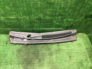 Жабо Toyota VITZ 2012