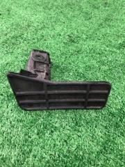 Брызговик задний левый Corolla Axio 2006 NZE 144 1NZ-FE