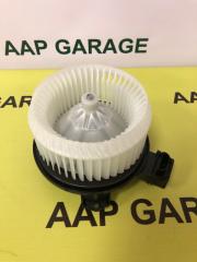 Мотор печки TOYOTA HILUX 2005-2012 новая Мотор печки TOYOTA HILUX 2005-2012