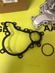 Помпа водяная GX400 URJ 150 1UR-FE