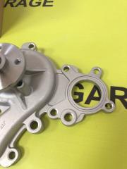 Помпа водяная LX570 URJ201 3UR-FE