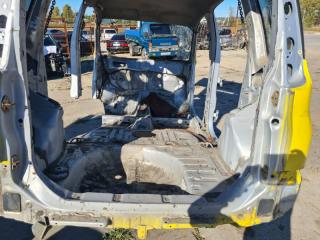 ТАЗИК ЖЕЛЕЗНЫЙ задний TOYOTA FunCargo 2000
