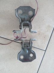 Петля двери передняя правая SUBARU IMPREZA 2000-2003