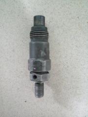 Форсунка передняя MAZDA TITAN 1987-1991