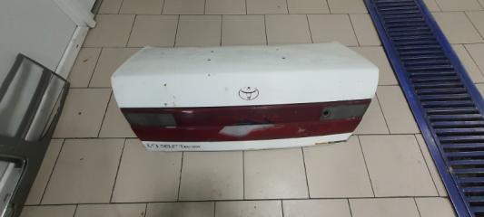 Крышка багажника задняя Toyota Corona 1993