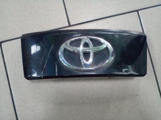 Запчасть накладка крышки багажника задняя toyota PASSO 2002