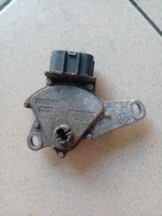 Селектор акпп передний toyota Vitz 1998-2001