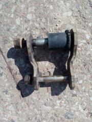КРЕПЛЕНИЕ РЕССОРЫ заднее TOYOTA SPRINTER 1992-2002