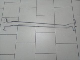 Крепление крышки багажника переднее toyota ALLION 2001-2004
