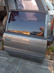 Запчасть дверь задняя правая Mitsubishi CHARIOT 1992