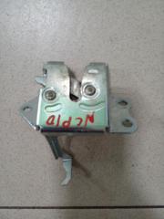 Замок багажника задний TOYOTA Vitz 1996-2001