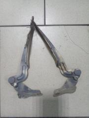 Петля капота передняя Toyota SPRINTER 1987-1991