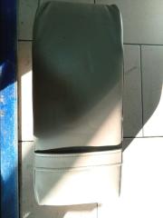Подлокотник задний TOYOTA PROGRES 1998