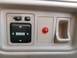 БЛОК УПРАВЛЕНИЯ ЗЕРКАЛАМИ передний TOYOTA PRIUS 2000