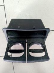 Подстаканник передний TOYOTA FunCargo 2000