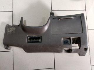 Накладка торпедо передняя TOYOTA CRESTA 1993