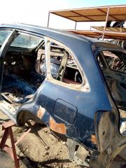Запчасть крыло заднее левое MAZDA FAMILIA 2001