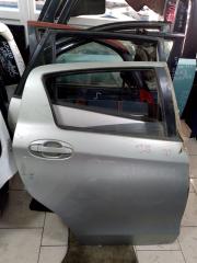 Запчасть дверь задняя правая TOYOTA VITZ 2011