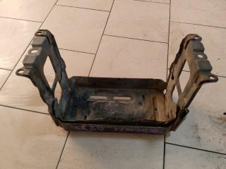 ПОДСТАВКА ПОД АККУМУЛЯТОР TOYOTA TOWN ACE 1992-1996