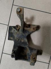 Крепление компрессора кондиционера TOYOTA CRESTA 1992-1996
