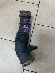 Запчасть патрубок воздушного фильтра TOYOTA VOXY 2014-2017