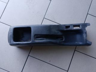 Консоль между сидений передний Toyota Corolla 1995
