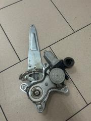 Стеклоподъемник задний правый TOYOTA RAV 4 1994-2000