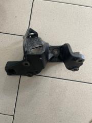 Запчасть крепление блока двигателя TOYOTA CALDINA 1996