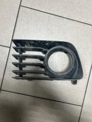 Накладка на противотуманную фару передняя левая TOYOTA PRIUS 2003-2011