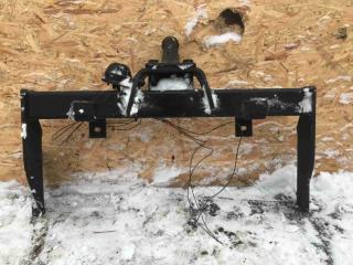 Фото запчасти прицепное устройство (фаркоп) Ford Transit 2011 контрактная запчасть Запчасть прицепное устройство (фаркоп) Ford Transit 2011