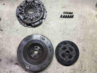 Фото запчасти комплект сцепления Nissan Micra 2006 контрактная запчасть Запчасть комплект сцепления Nissan Micra 2006