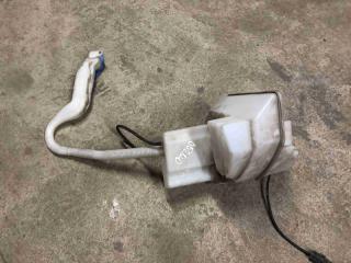 Фото запчасти бачок омывателя Volvo XC90 2005 контрактная запчасть Запчасть бачок омывателя Volvo XC90 2005