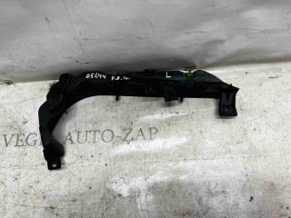 Фото запчасти кронштейн лево перед Porsche Panamera 2011 контрактная запчасть Запчасть кронштейн лево перед Porsche Panamera 2011