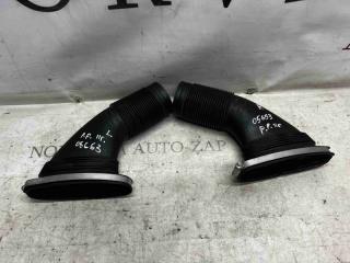 Фото запчасти патрубок впускного коллектора Porsche Panamera 2011 контрактная запчасть Запчасть патрубок впускного коллектора Porsche Panamera 2011