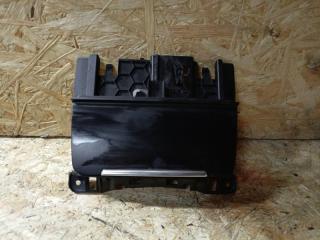 Фото запчасти пепельница Audi SQ5 2015 Б/У запчасть Запчасть пепельница Audi SQ5 2015